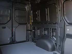 Volkswagen Crafter (2024) thumbnail 10