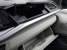 Volkswagen Multivan (2026) thumbnail 16