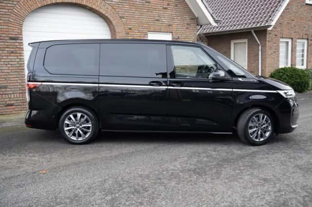 Volkswagen Multivan (2026) thumbnail 4