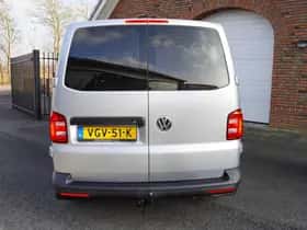 Volkswagen Transporter (2019) thumbnail 2
