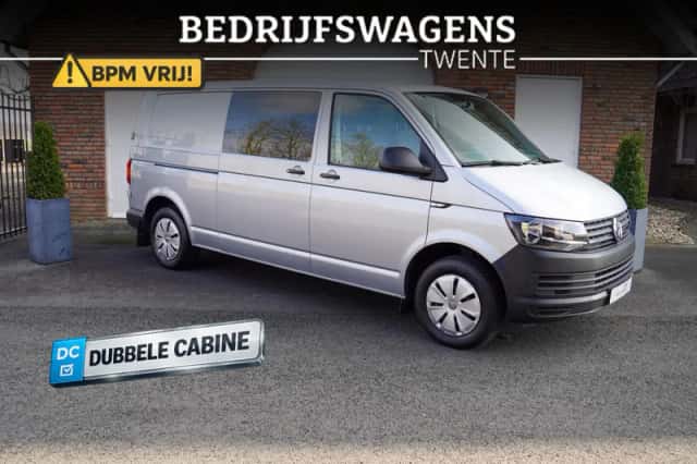 Volkswagen Transporter (2019) thumbnail 3