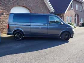 Volkswagen Transporter (2023) thumbnail 4
