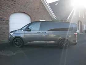 Volkswagen Multivan thumbnail 24