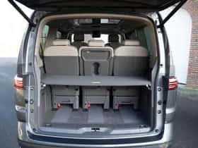 Volkswagen Multivan thumbnail 26