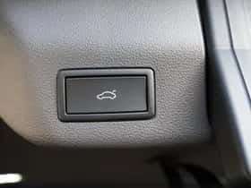 Volkswagen Multivan thumbnail 27