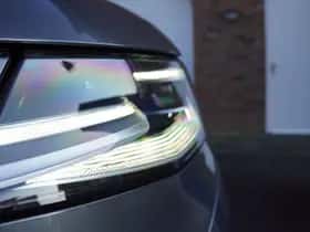Volkswagen Multivan thumbnail 10