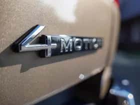 Volkswagen Amarok (2024) thumbnail 2