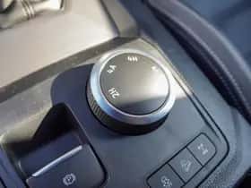 Volkswagen Amarok (2024) thumbnail 17