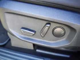 Volkswagen Amarok (2024) thumbnail 22