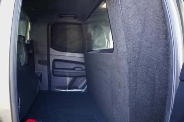 Volkswagen Amarok (2024) thumbnail 6