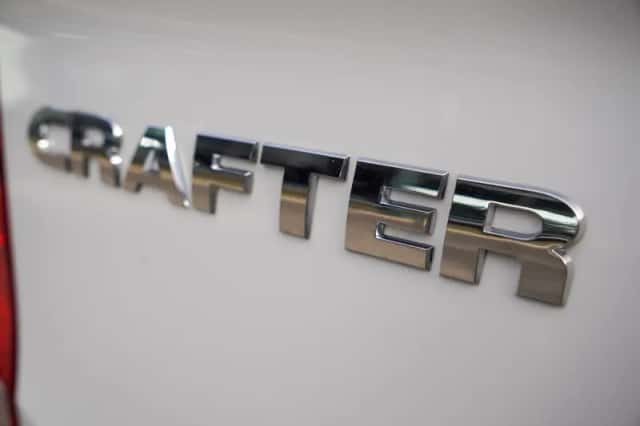 Volkswagen Crafter (2024) thumbnail 2