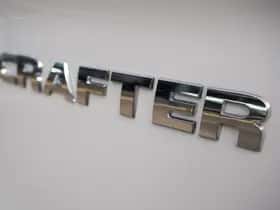 Volkswagen Crafter (2024) thumbnail 2