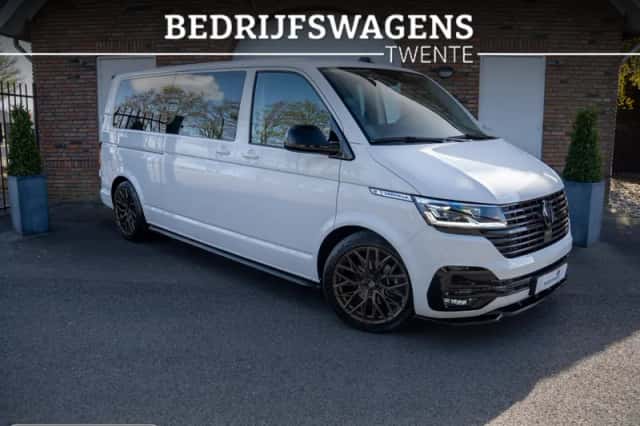 Volkswagen Transporter (2023) thumbnail 3