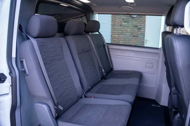 Volkswagen Transporter (2023) thumbnail 6