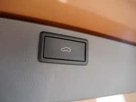 Volkswagen Transporter (2022) thumbnail 2