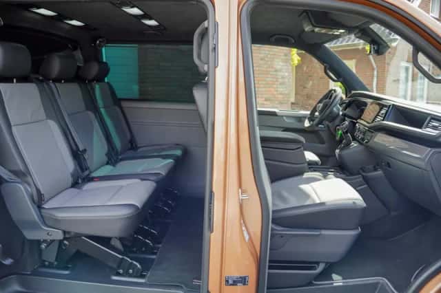 Volkswagen Transporter (2022) thumbnail 5