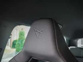 CUPRA Leon (2025) thumbnail 18