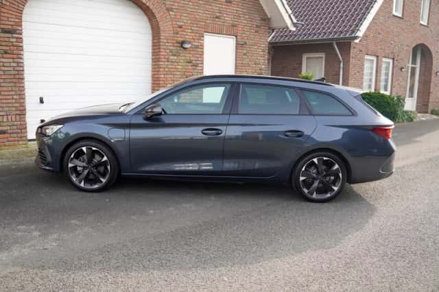 CUPRA Leon (2025) thumbnail 21