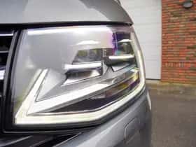 Volkswagen Multivan thumbnail 9