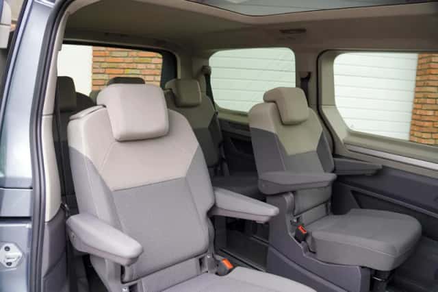 Volkswagen Multivan (2023) thumbnail 6