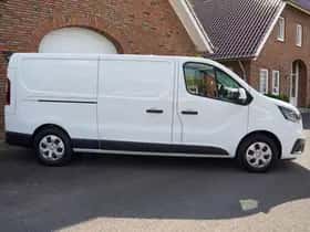Renault Trafic (2024) thumbnail 4
