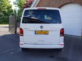 Volkswagen Caravelle (2023) thumbnail 24