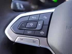 Volkswagen Caravelle (2023) thumbnail 10
