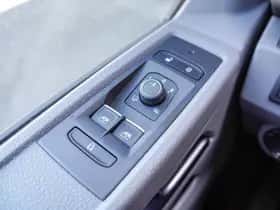 Volkswagen Transporter (2024) thumbnail 16
