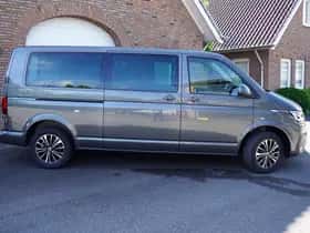 Volkswagen Transporter (2024) thumbnail 4