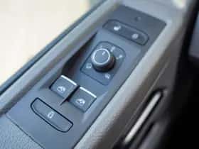 Volkswagen Transporter (2024) thumbnail 15