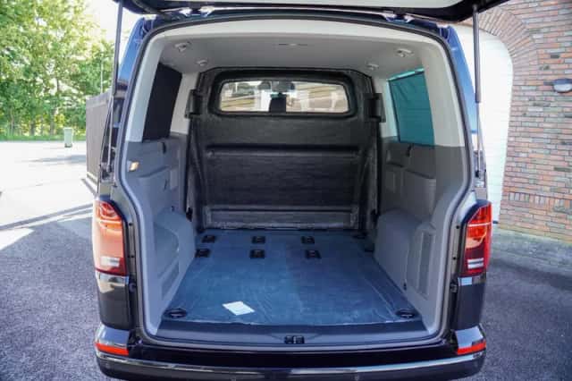 Volkswagen Transporter (2024)