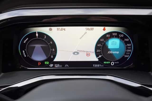 Volkswagen Multivan (2023) thumbnail 13