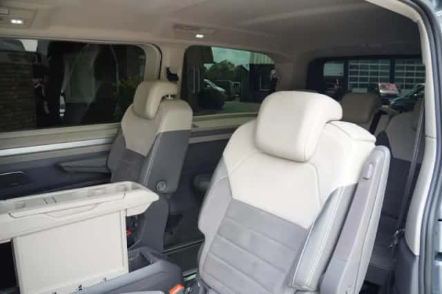 Volkswagen Multivan (2023) thumbnail 22