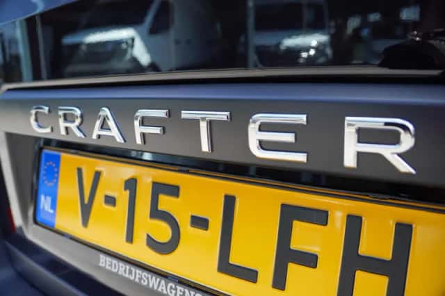 Volkswagen Crafter (2024) thumbnail 2