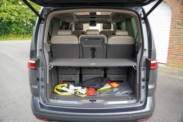 Volkswagen Multivan (2026) thumbnail 1