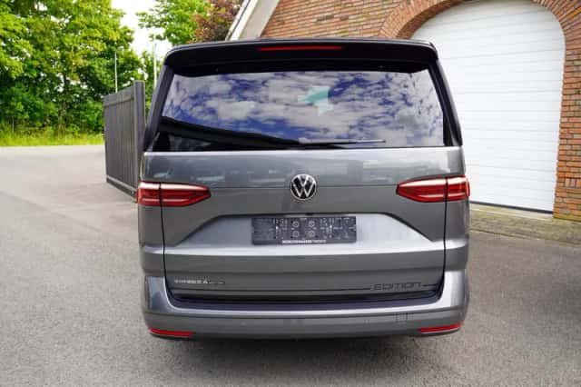 Volkswagen Multivan (2026) thumbnail 1