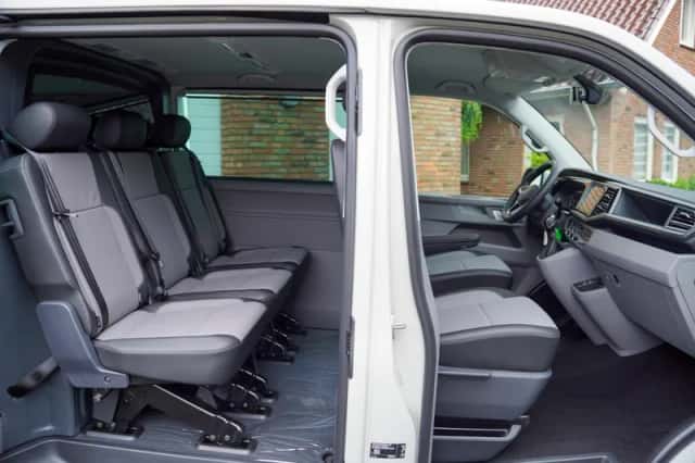 Volkswagen Transporter (2024) thumbnail 5