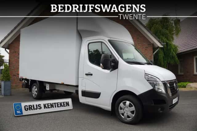 Nissan Interstar (2024) thumbnail 3