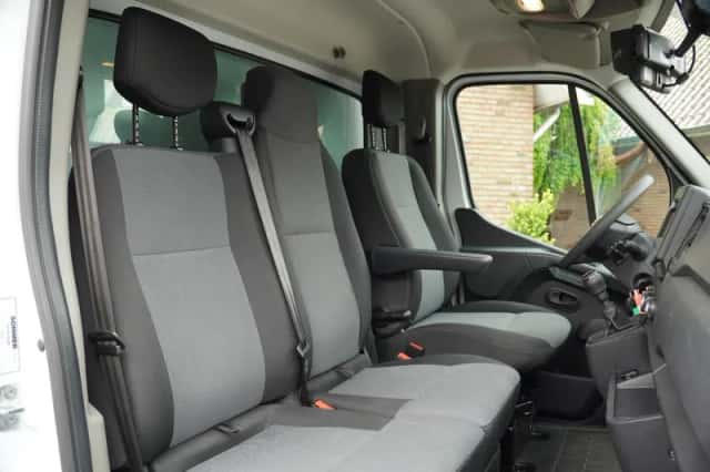 Nissan Interstar (2024) thumbnail 6