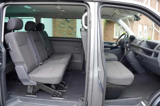 Volkswagen Caravelle (2019) thumbnail 5