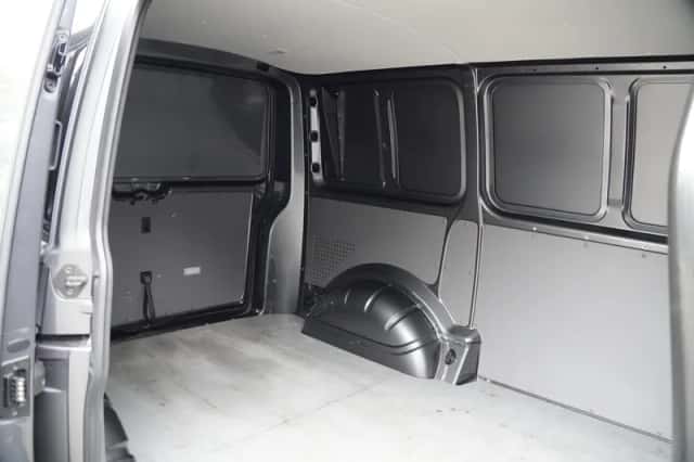 Volkswagen Transporter (2021) thumbnail 6