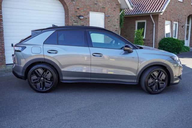Volkswagen T Roc (2026) thumbnail 4