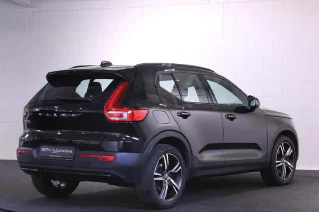 Volvo XC40 (2020) thumbnail 4