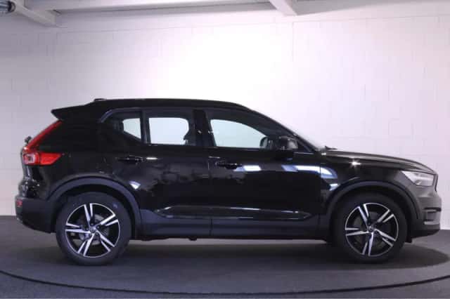 Volvo XC40 (2020) thumbnail 5