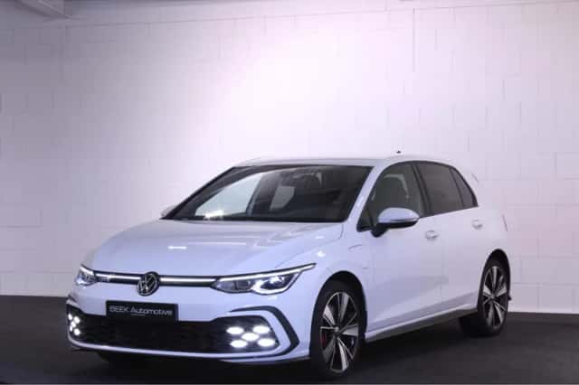 Volkswagen Golf (2021) thumbnail 1
