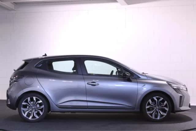 Renault Clio (2024) thumbnail 5