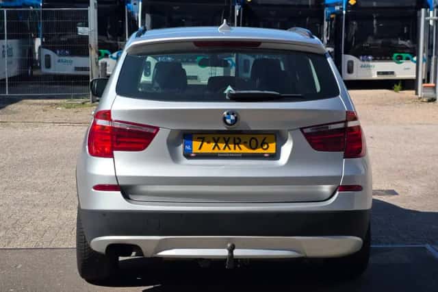 BMW X3 (2011) thumbnail 5