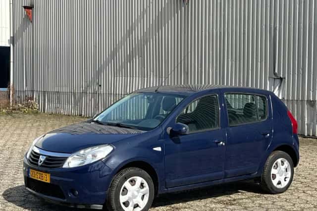 Dacia Sandero (2012) thumbnail 1