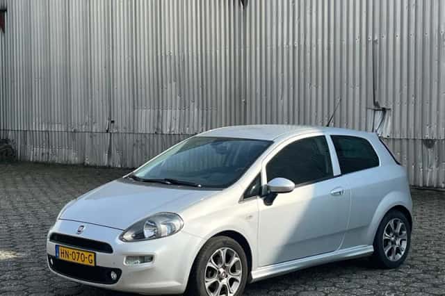 Fiat Punto (2015) thumbnail 1