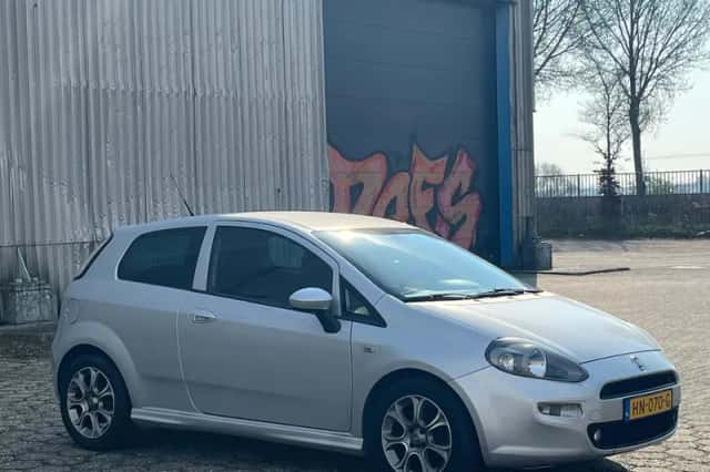 Fiat Punto (2015) thumbnail 3